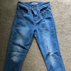 Levi jeans